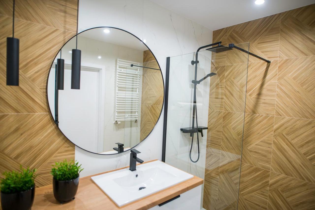 Nowoczesny Apartament Ludova Biskupiec  Kültér fotó